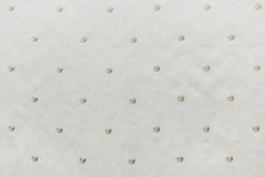 Adde White Silver Metallic 8 oz Embroidery