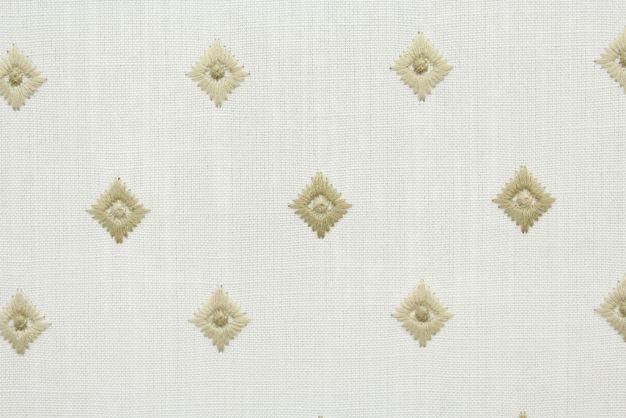 Covington Derry White 130

