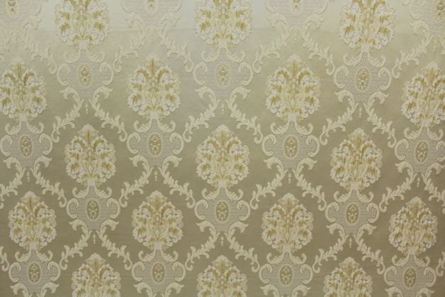 Damask Puffed Beige