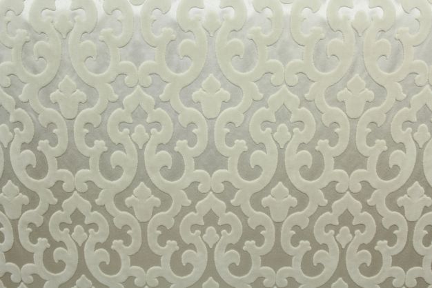 Hilton Velvet Off White 