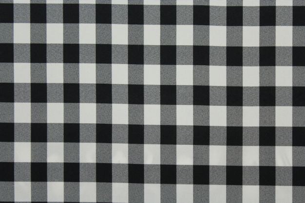 Table Checks Black