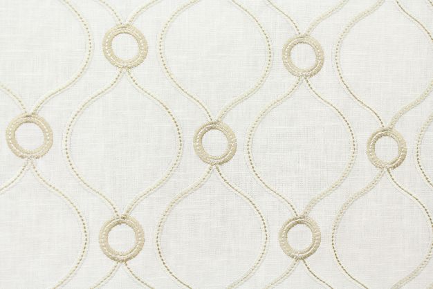 Curveball Embroidered Crystal 404151