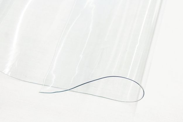 40-Gauge Clear Plastic Non-Creased Interleafed
