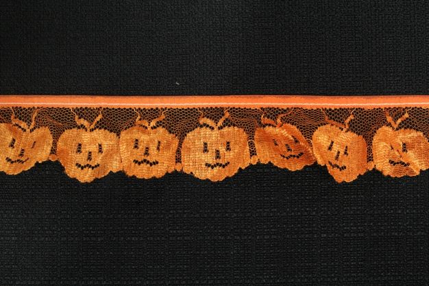 Halloween Lace HRL1