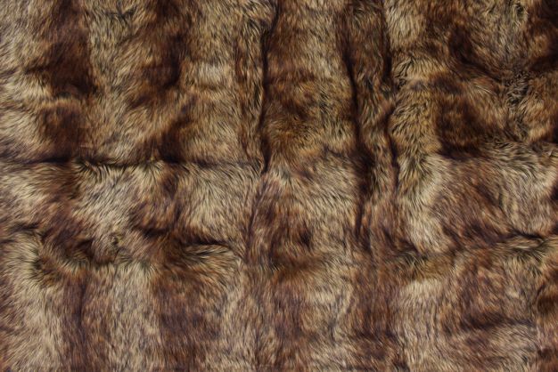 Golden Wolf Fur Gold/Brown