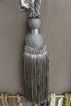 Single Tieback 29 Inch Gray