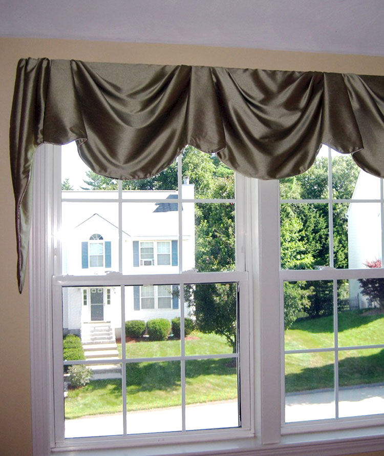 Estelle Valance1