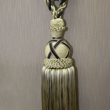 Single Tassel Tieback Fabric Trim