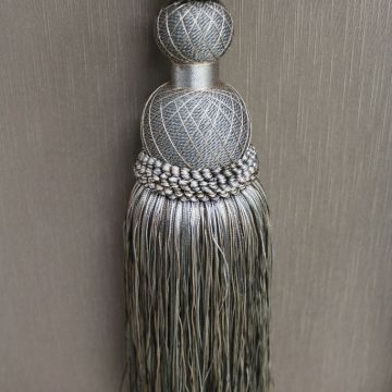 Single Tieback 29 Inch Gray Fabric Trim