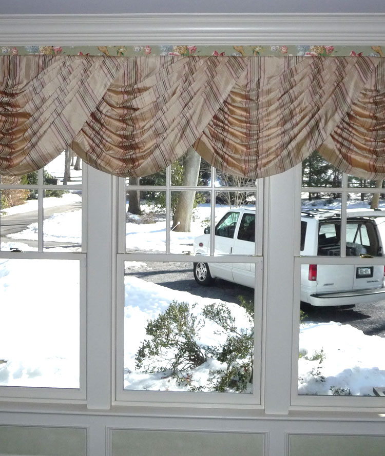 Swags Queen Anne Swag The Fabric Mill The Fabric Mill