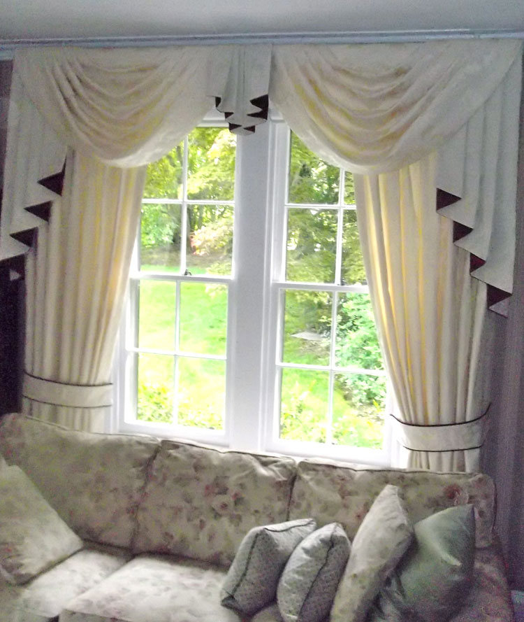 Swags Queen Anne Swag The Fabric Mill The Fabric Mill