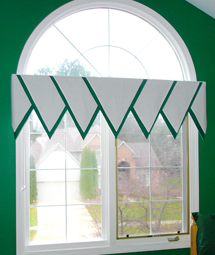 Valances - Banner or Triangle